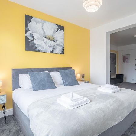 Private Room 5 With Kitchenette By Cb Stays No Minimum Stays CBG Exterior foto